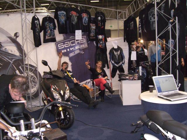 unser Stand mit T-Shirt verkauf