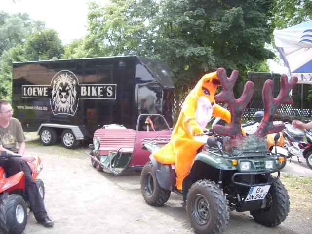 unser Schlitten Quad mit Hase