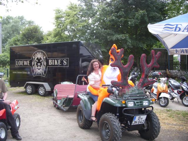 Quad Hase mit Bar-Cocktail Hase